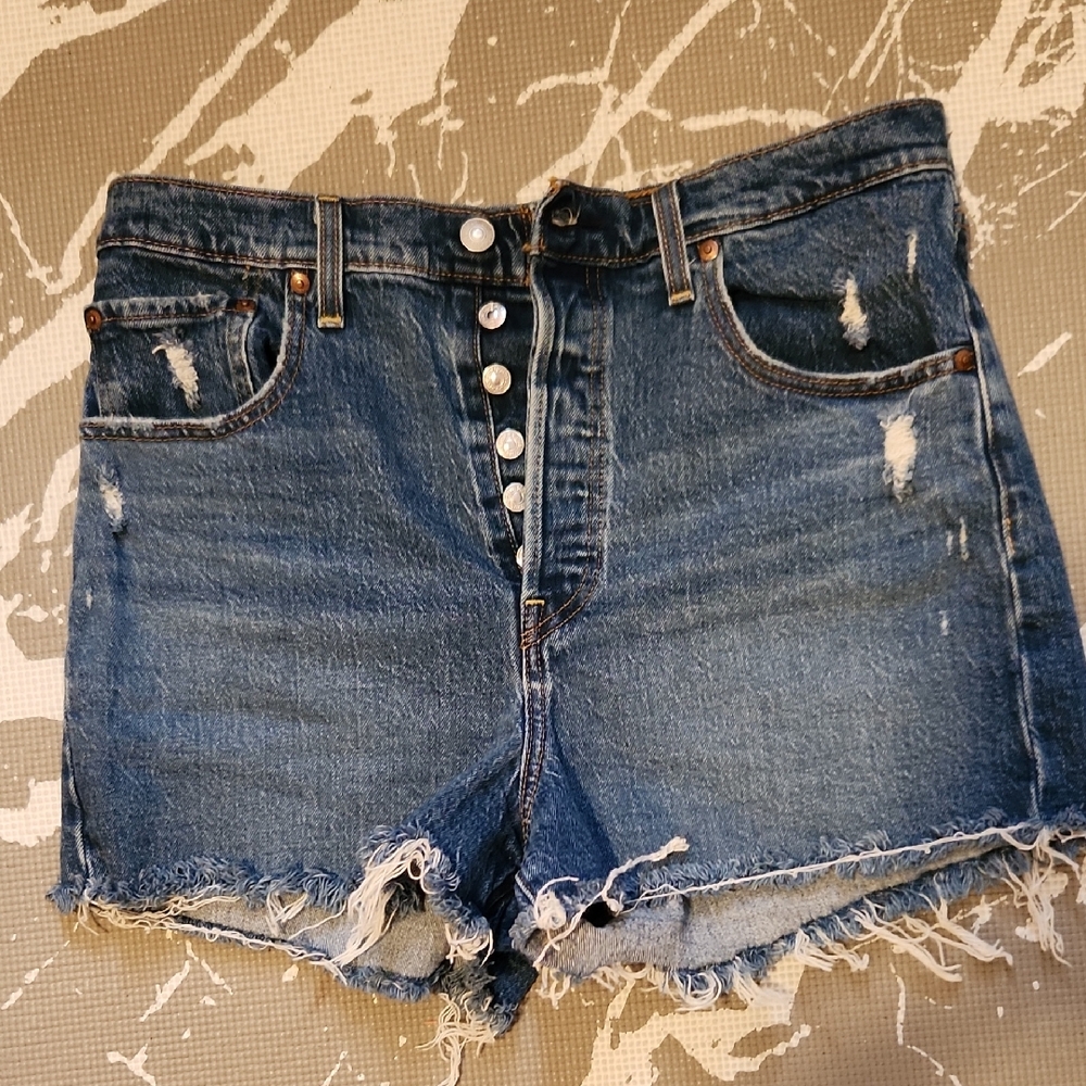 LEVIS RIBCAGE SHORTS